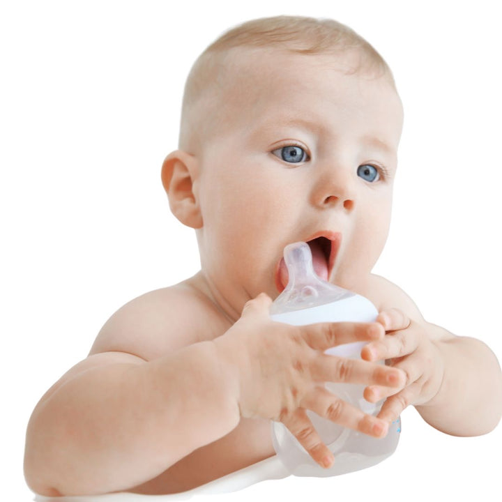¿Cuanta cantidad de agua debe tomar el bebé?